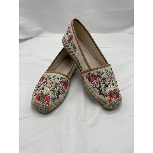 Gianni Bini Peña Floral Embroidered Shoe Sz 6.5 M - Picture 1 of 7